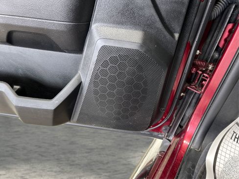 Used 2018 RAM 1500 Express w/ Express Value Package image 27