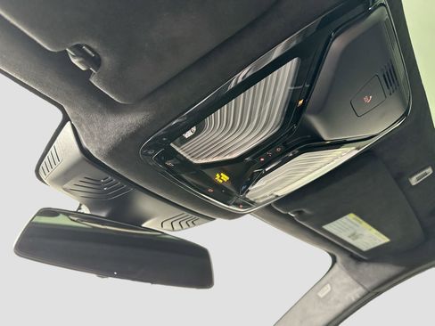 Certified 2023 BMW M550i xDrive w/ Dynamic Handling Package image 21