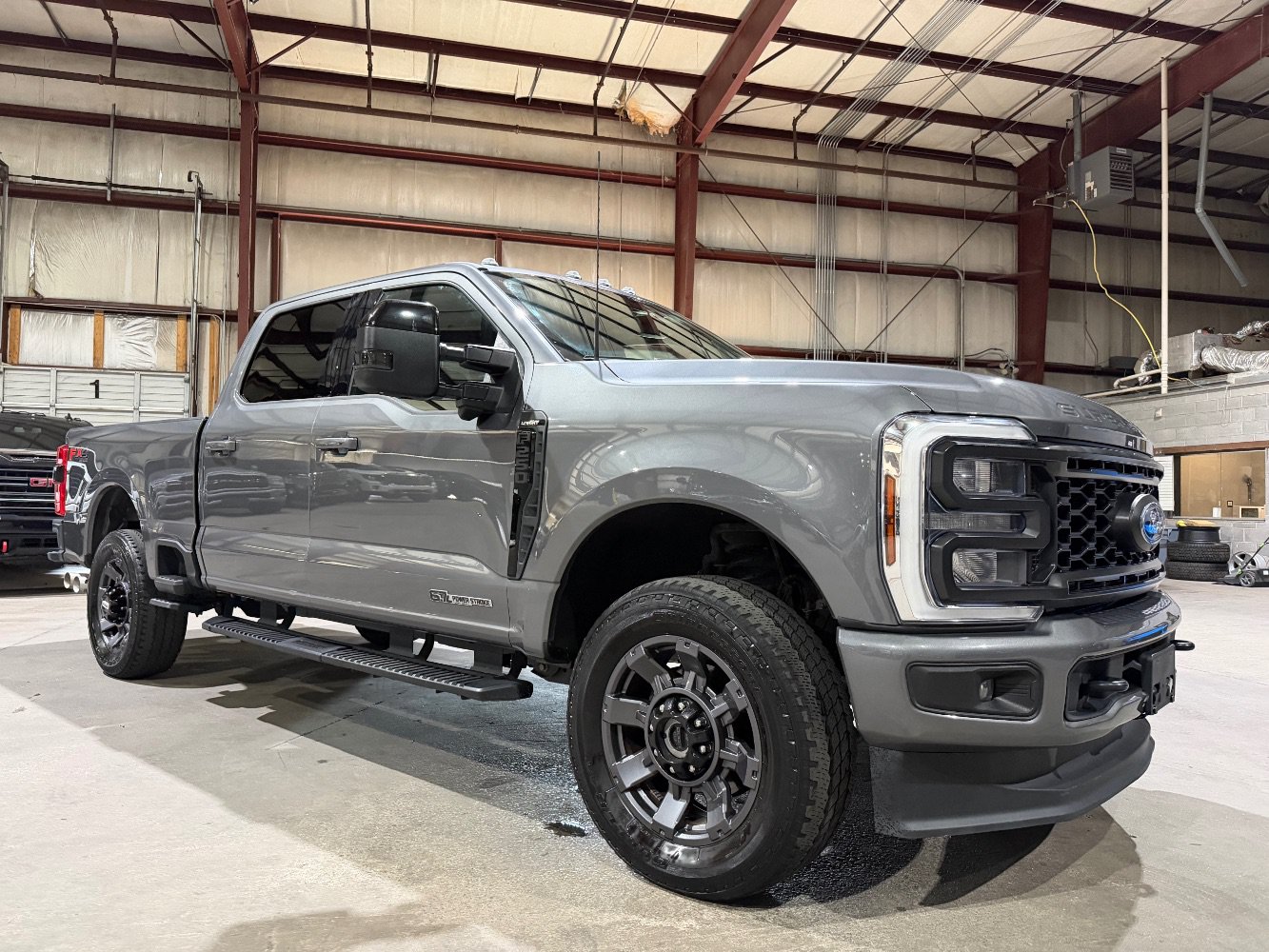 Used 2024 Ford F250 Lariat w/ Sport Appearance Package AWD/4WD image 1