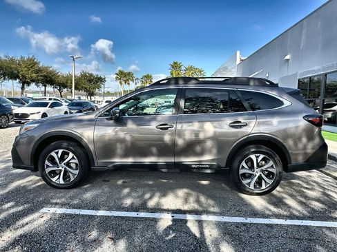 Used 2022 Subaru Outback Limited image 5