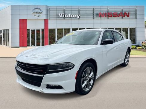 Used 2023 Dodge Charger SXT w/ Cold Weather Package AWD/4WD image 7