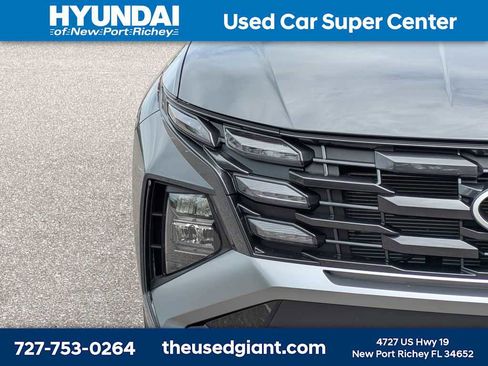 Certified 2025 Hyundai Tucson SEL FWD image 9