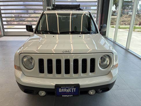 Used 2016 Jeep Patriot Sport w/ Power Value Group AWD/4WD image 6