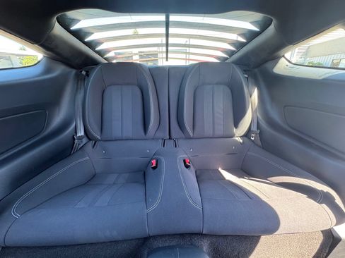 Used 2018 Ford Mustang GT RWD image 38