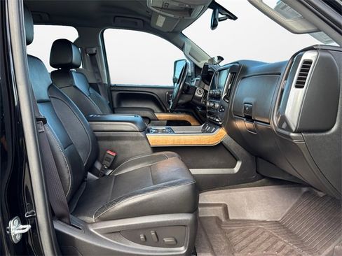 Used 2015 Chevrolet Silverado 3500 LTZ image 15