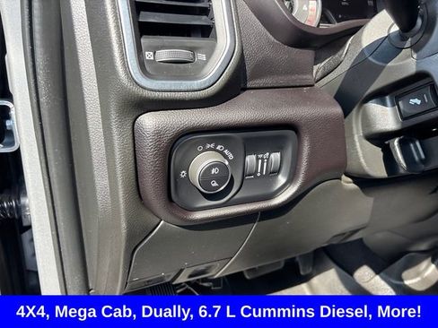 Used 2022 RAM 3500 Laramie AWD/4WD image 17
