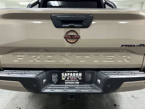 Used 2023 Nissan Frontier PRO-4X w/ Pro Convenience Package AWD/4WD image 32