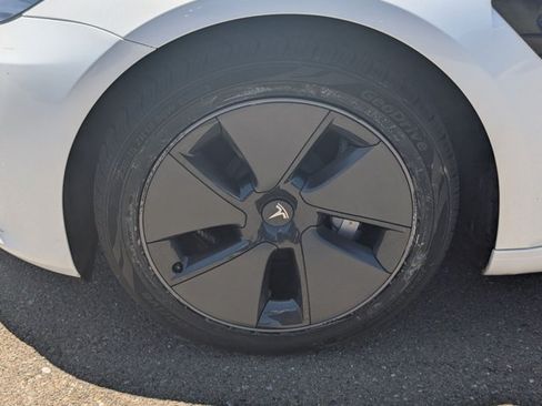 Used 2023 Tesla Model 3 Standard Range RWD image 22