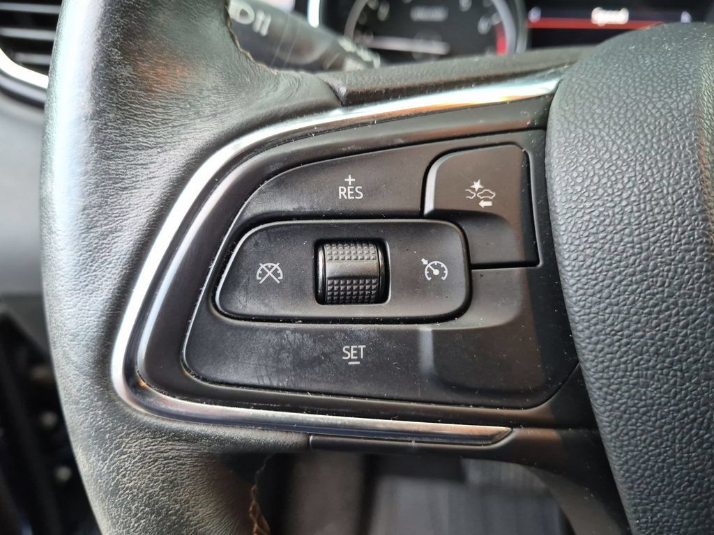 Used 2023 Buick Encore GX Select w/ Safety Package II AWD/4WD image 21