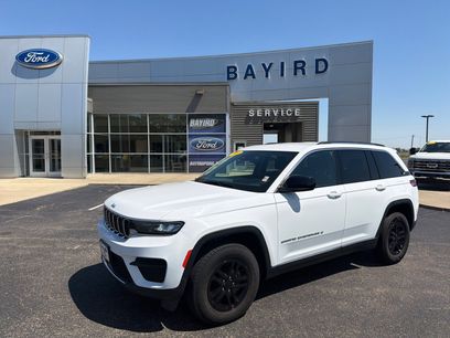 Used 2024 Jeep Grand Cherokee Laredo