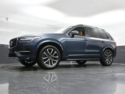 Used 2018 Volvo XC90 T6 Momentum w/ Convenience Package AWD/4WD image 46