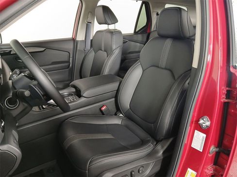 Certified 2025 Honda Pilot EX-L image 16