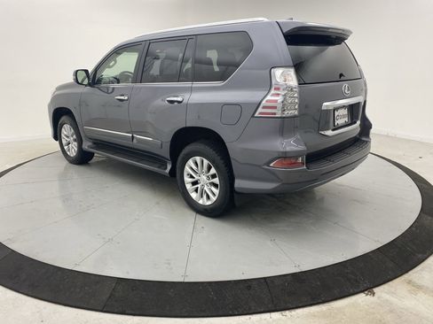 Used 2018 Lexus GX 460 Premium w/ Premium Package image 3