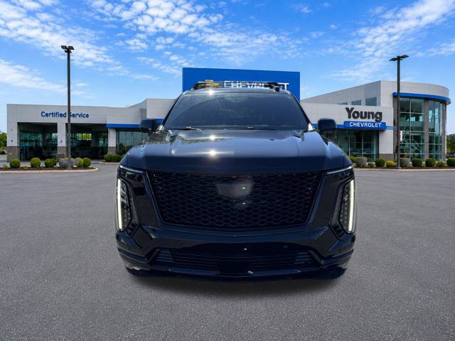 Used 2025 Cadillac Escalade Sport Platinum AWD/4WD image 2