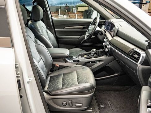Used 2023 Kia Telluride SX Prestige X-Line AWD/4WD image 24