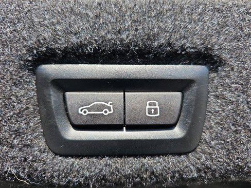 Used 2024 BMW 530i w/ Premium Package image 13