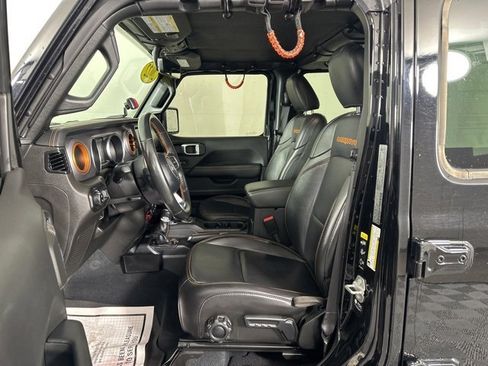 Used 2022 Jeep Gladiator Mojave w/ Cold Weather Group image 23