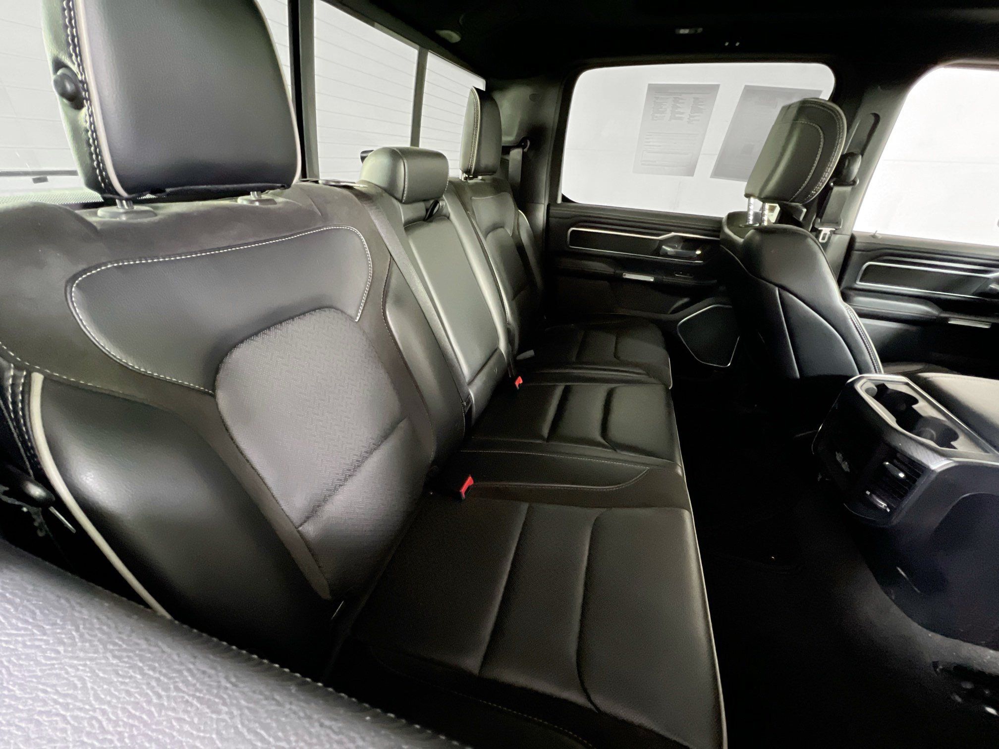 Used 2023 RAM 1500 Laramie AWD/4WD image 27