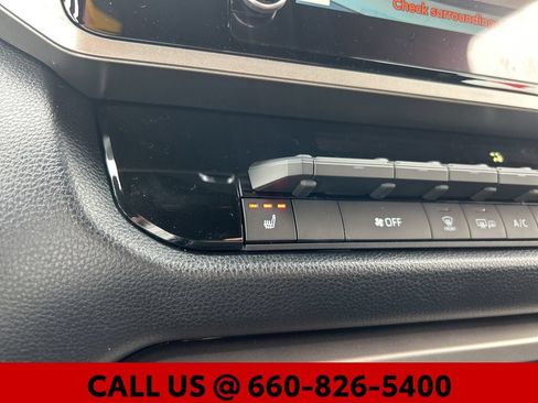 Certified 2026 Toyota Tundra SR5 w/ SR5 Premium Package AWD/4WD image 27