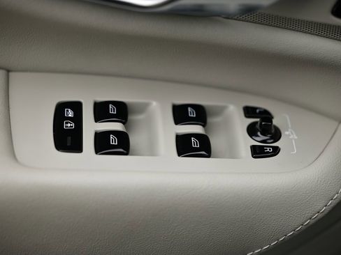 Used 2023 Volvo XC90 B5 Plus w/ Protection Package image 17