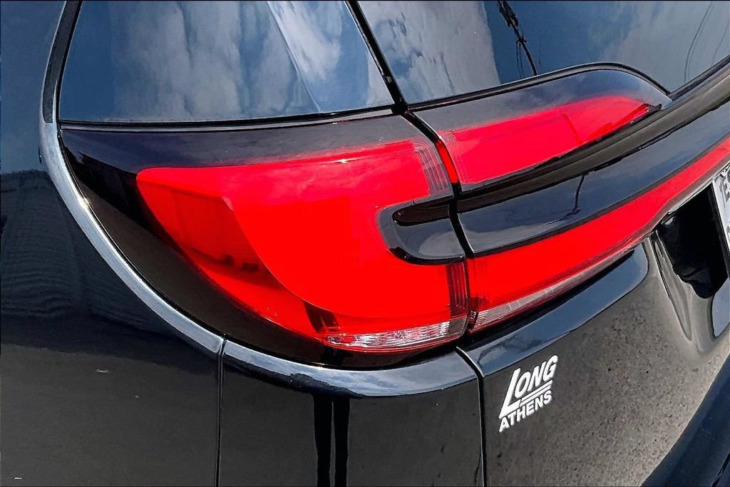 Used 2023 Chrysler Pacifica Touring-L FWD image 24