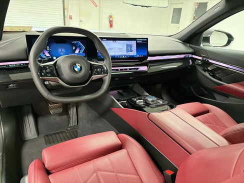 Certified 2026 BMW 540i xDrive 540i xDrive image 28