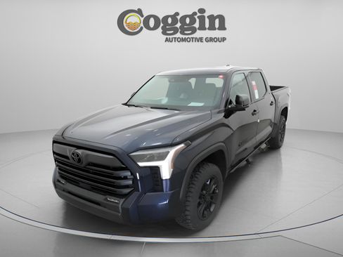 New 2026 Toyota Tundra SR5 AWD/4WD image 30