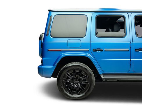 Used 2025 Mercedes-Benz G 580 w/ EQ Technology image 32