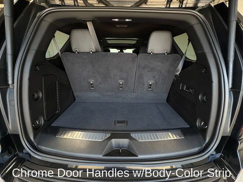 Used 2021 Chevrolet Tahoe High Country w/ Premium Package AWD/4WD image 24