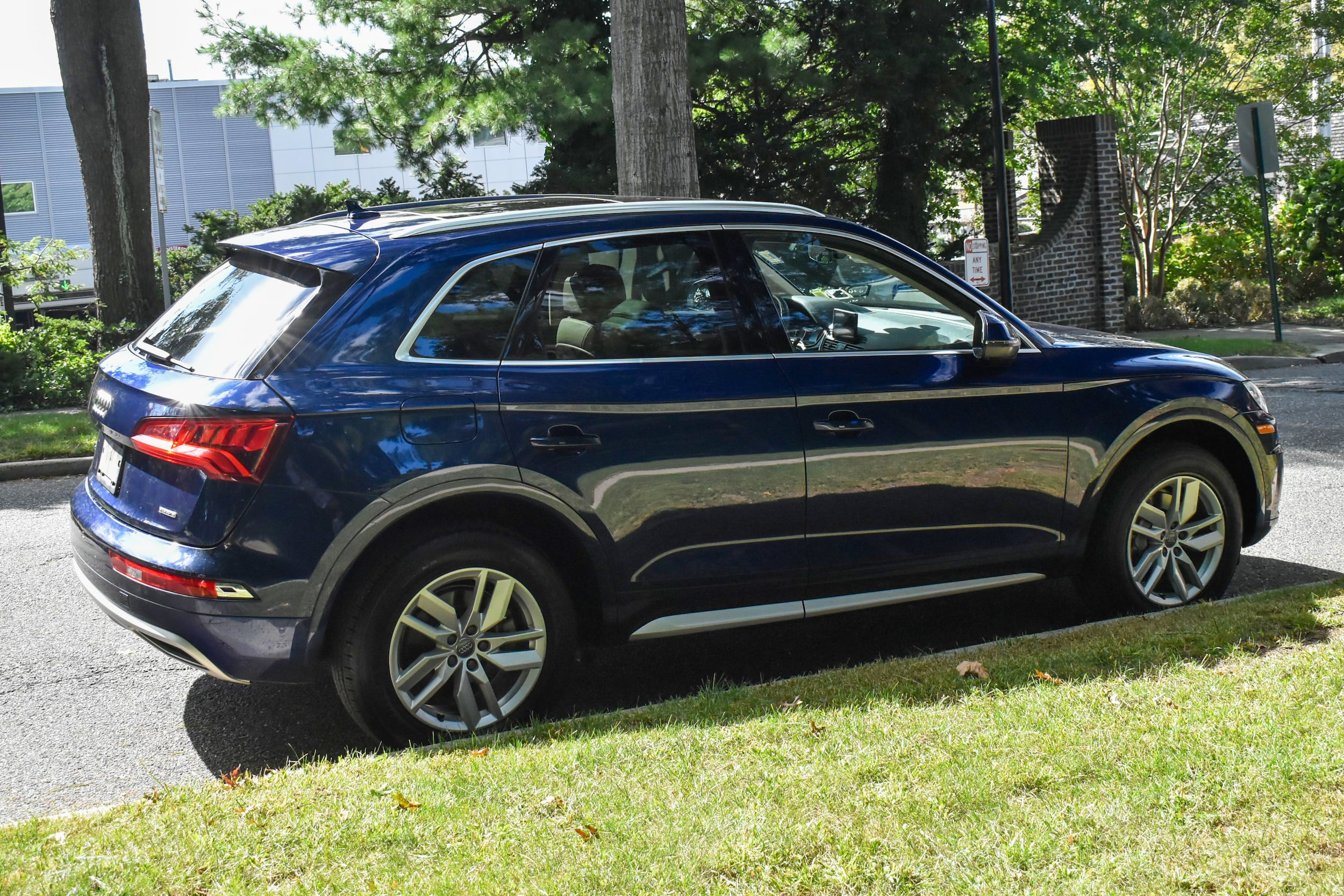 Used 2020 Audi Q5 2.0T Premium w/ Convenience Package AWD/4WD image 7