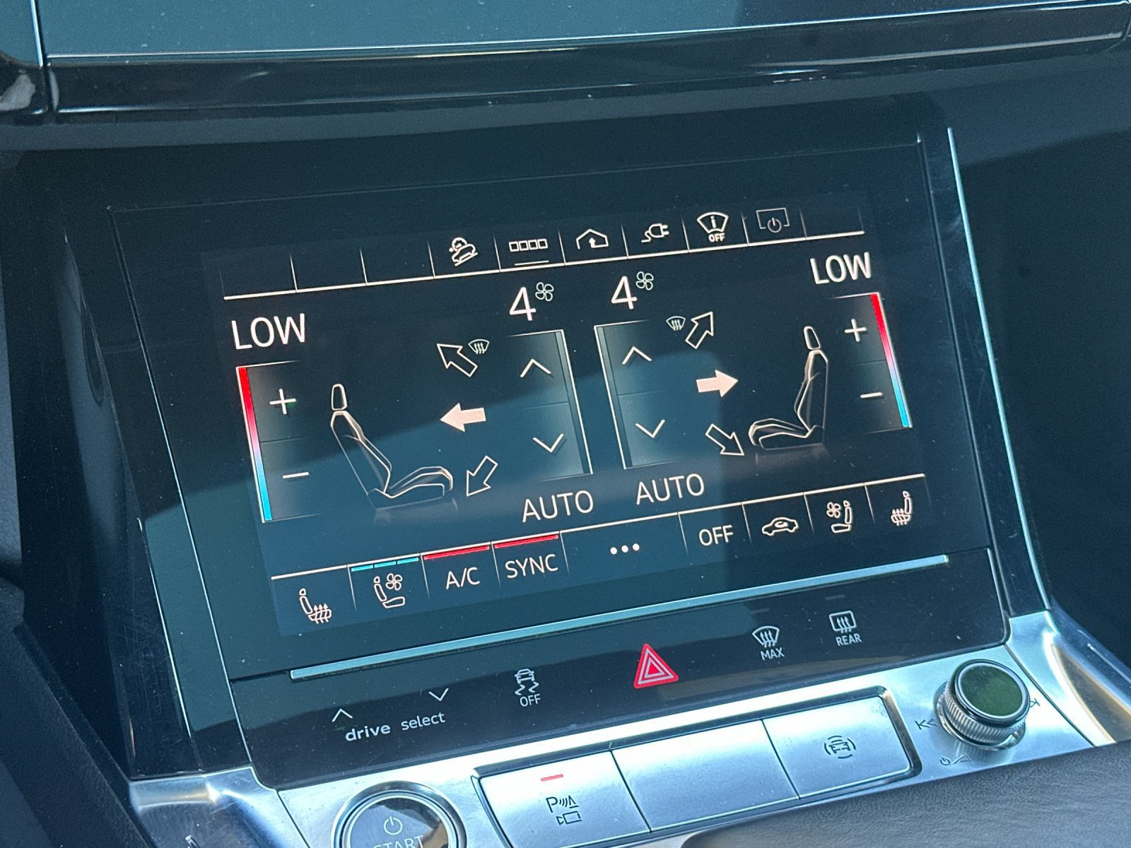 Used 2023 Audi e-tron Chronos AWD/4WD image 21