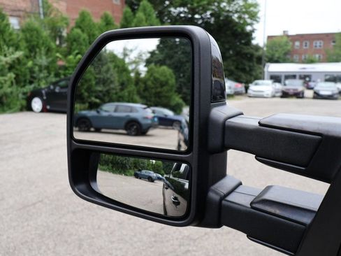 Used 2018 Ford F150 XLT w/ Equipment Group 302A Luxury AWD/4WD image 35