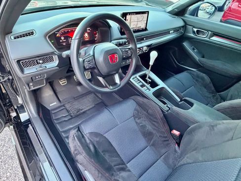 Used 2023 Honda Civic Type R image 39
