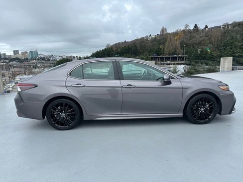 Used 2023 Toyota Camry XSE image 2