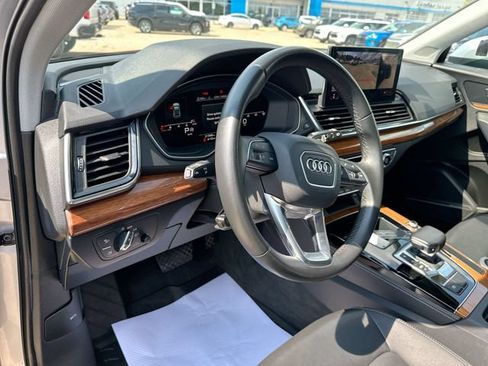 Used 2023 Audi Q5 2.0T Premium Plus w/ Premium Plus Package AWD/4WD image 12