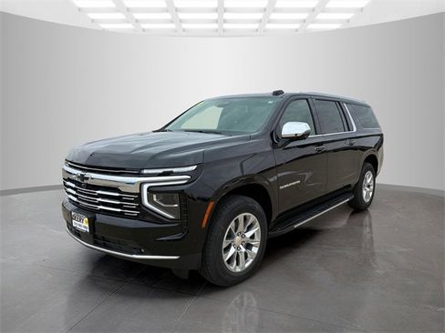 New 2026 Chevrolet Suburban Premier w/ Sun And Tow Package image 8