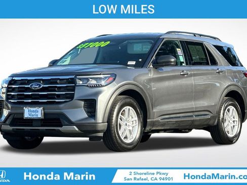Used 2025 Ford Explorer Active image 10