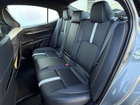 Used 2025 Toyota Camry SE FWD image 26