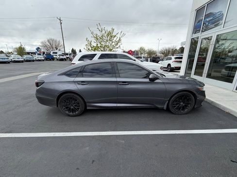 Used 2018 Honda Accord EX-L image 7