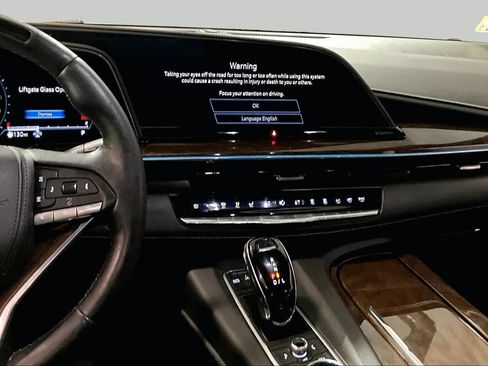 Used 2022 Cadillac Escalade Sport Platinum AWD/4WD image 7