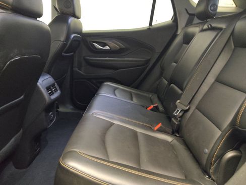 Used 2019 GMC Terrain SLT w/ Preferred Package AWD/4WD image 18