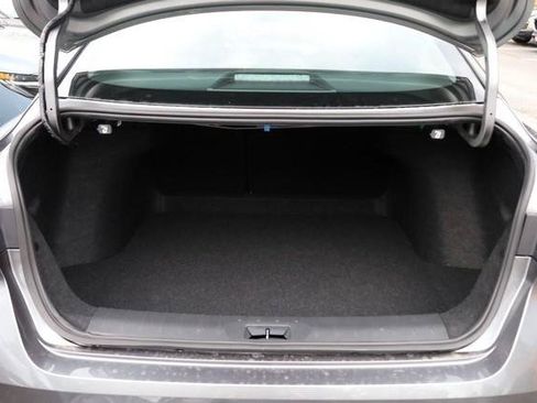 New 2026 Nissan Sentra SV w/ SV Convenience Package FWD image 7