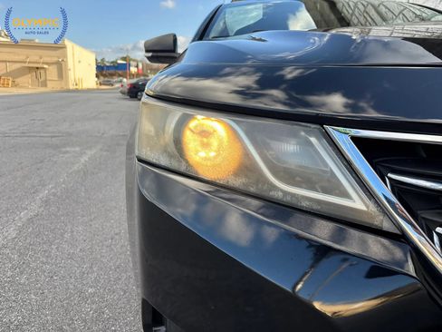 Used 2014 Chevrolet Impala LT w/ Convenience Package image 13