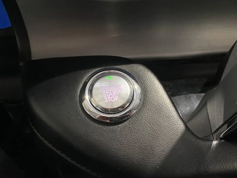 Used 2021 Lincoln Aviator 2WD image 17