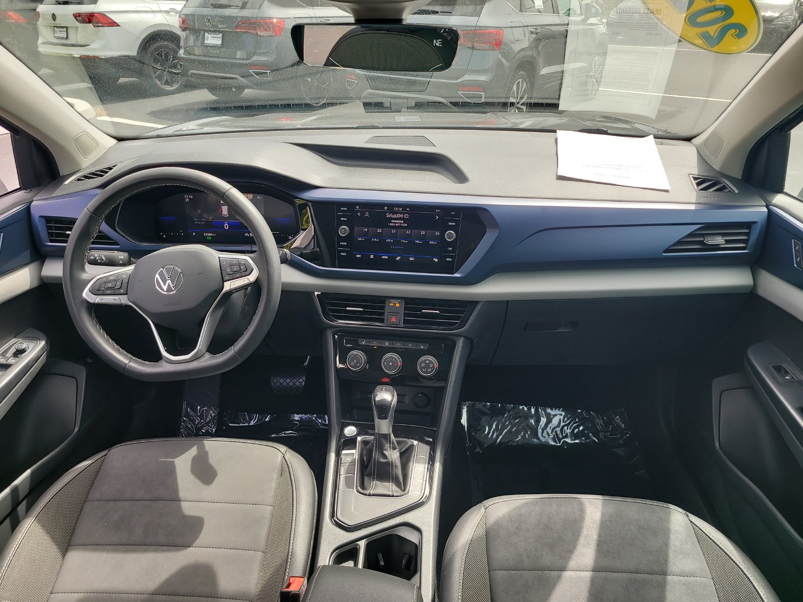 Used 2023 Volkswagen Taos SE w/ Panoramic Sunroof Package FWD image 12