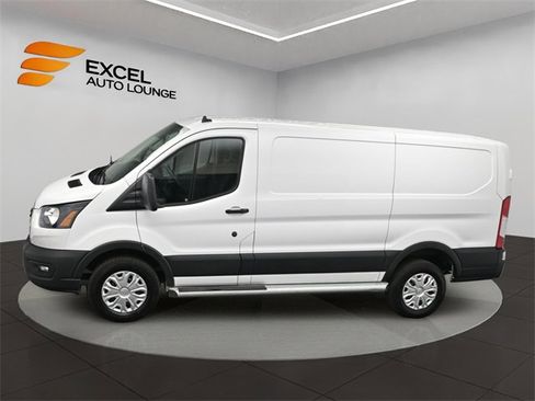 Used 2024 Ford Transit 250 Low Roof w/ Exterior Upgrade Package image 35