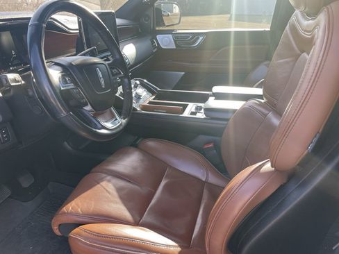 Used 2019 Lincoln Navigator L Reserve image 5