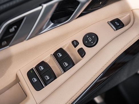 Used 2020 BMW X5 xDrive40i w/ Premium Package image 38