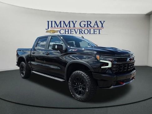 New 2026 Chevrolet Silverado 1500 ZR2 image 7