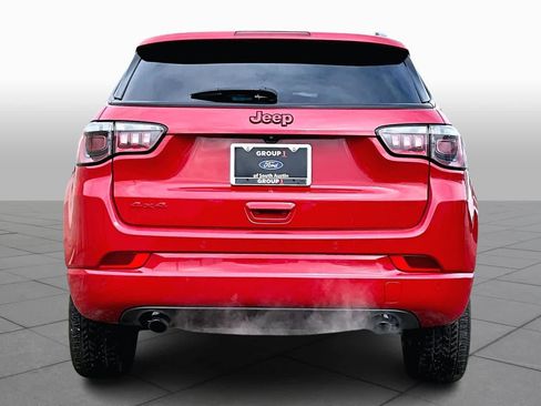 Used 2023 Jeep Compass Limited image 8